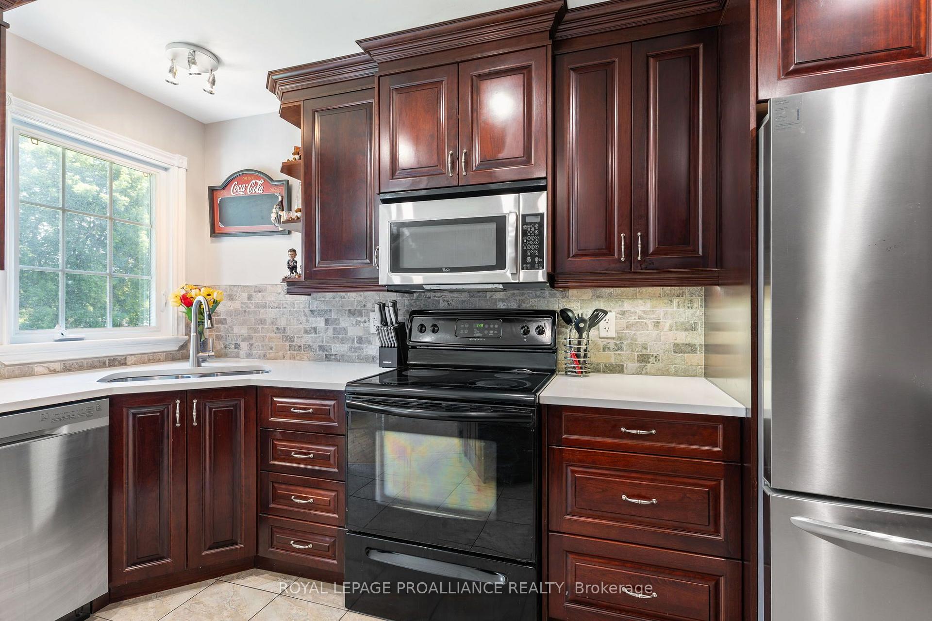 Photo 15 of 7 Albert Street, Edwardsburgh/Cardinal, Edwardsburgh/Cardinal Twp — HOMEH