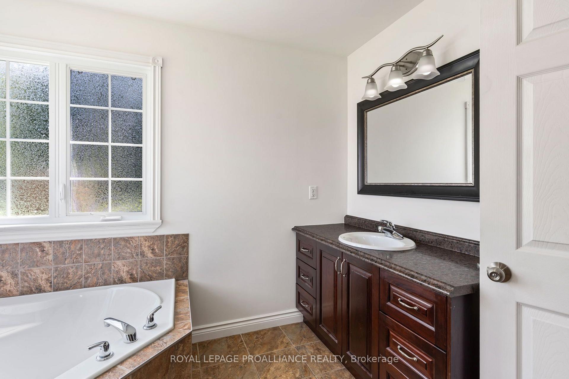 Photo 24 of 7 Albert Street, Edwardsburgh/Cardinal, Edwardsburgh/Cardinal Twp — HOMEH