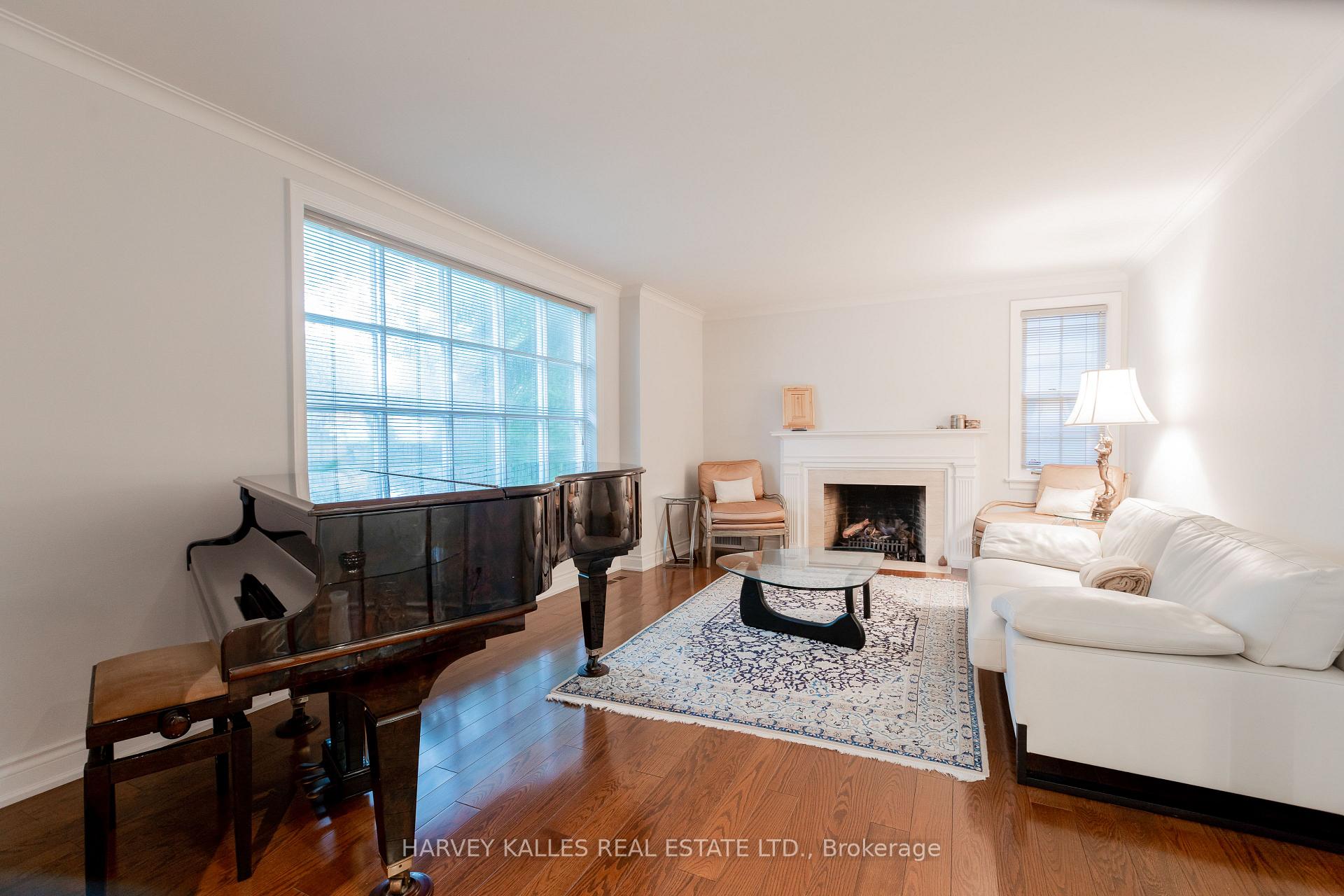 Photo 5 of 536 Blythwood Road, North York, Bridle Path-Sunnybrook-York Mills — HOMEH