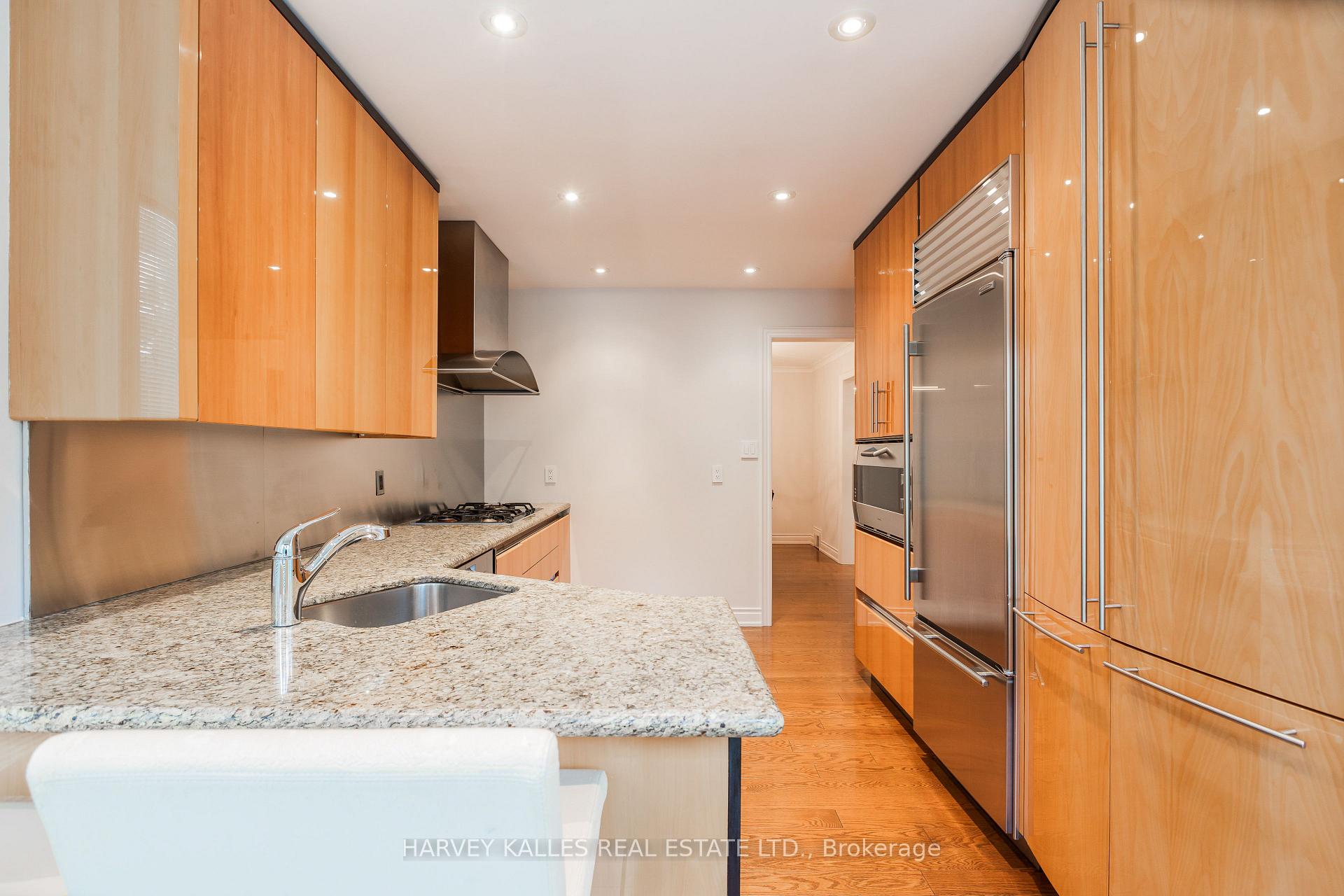 Photo 14 of 536 Blythwood Road, North York, Bridle Path-Sunnybrook-York Mills — HOMEH