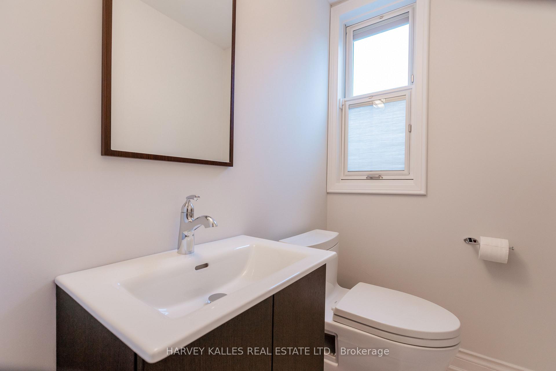 Photo 15 of 536 Blythwood Road, North York, Bridle Path-Sunnybrook-York Mills — HOMEH