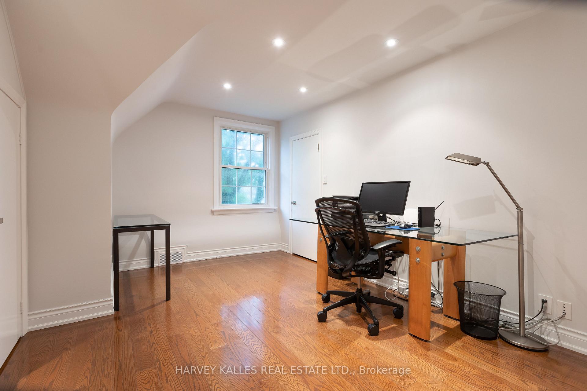 Photo 20 of 536 Blythwood Road, North York, Bridle Path-Sunnybrook-York Mills — HOMEH