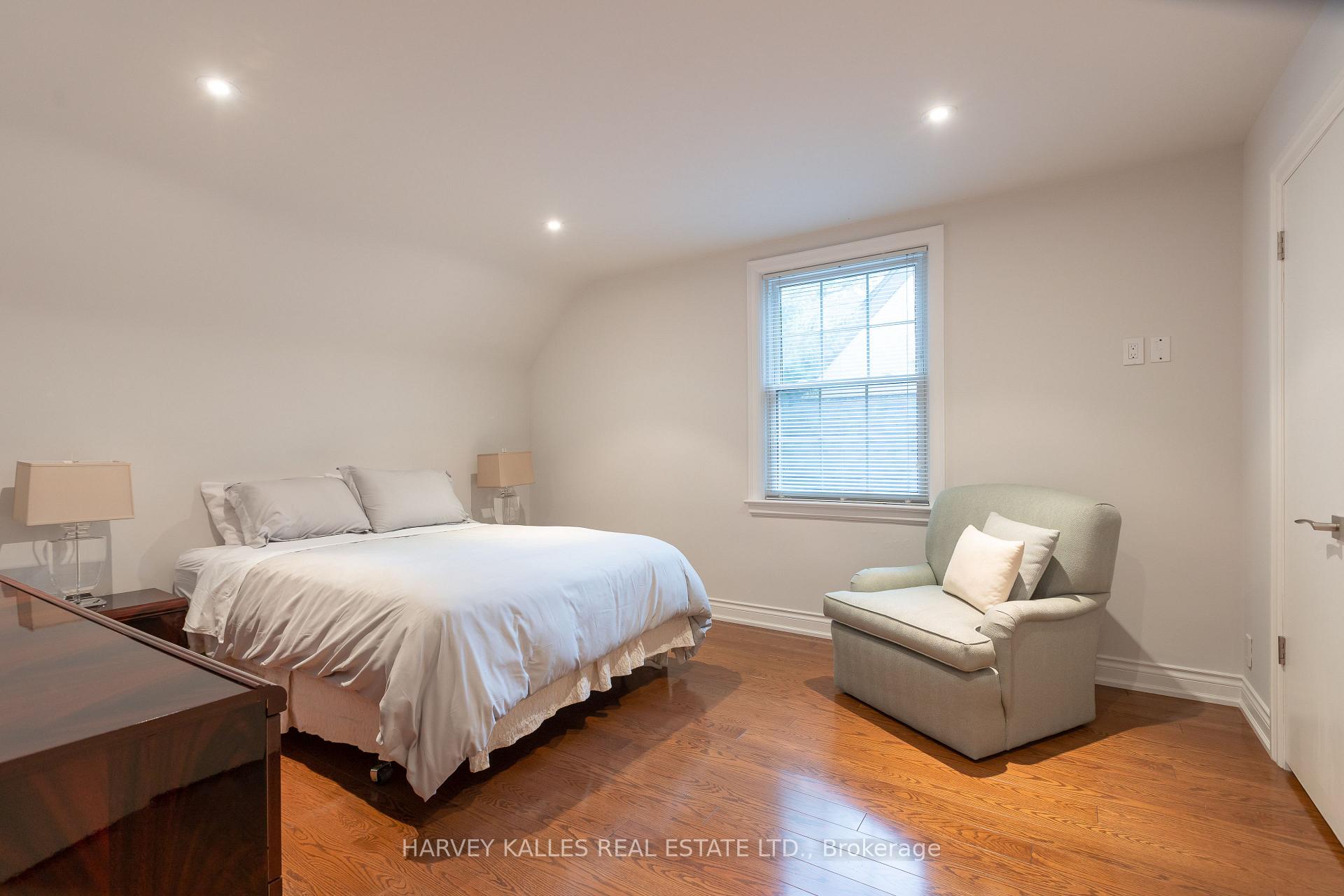 Photo 24 of 536 Blythwood Road, North York, Bridle Path-Sunnybrook-York Mills — HOMEH