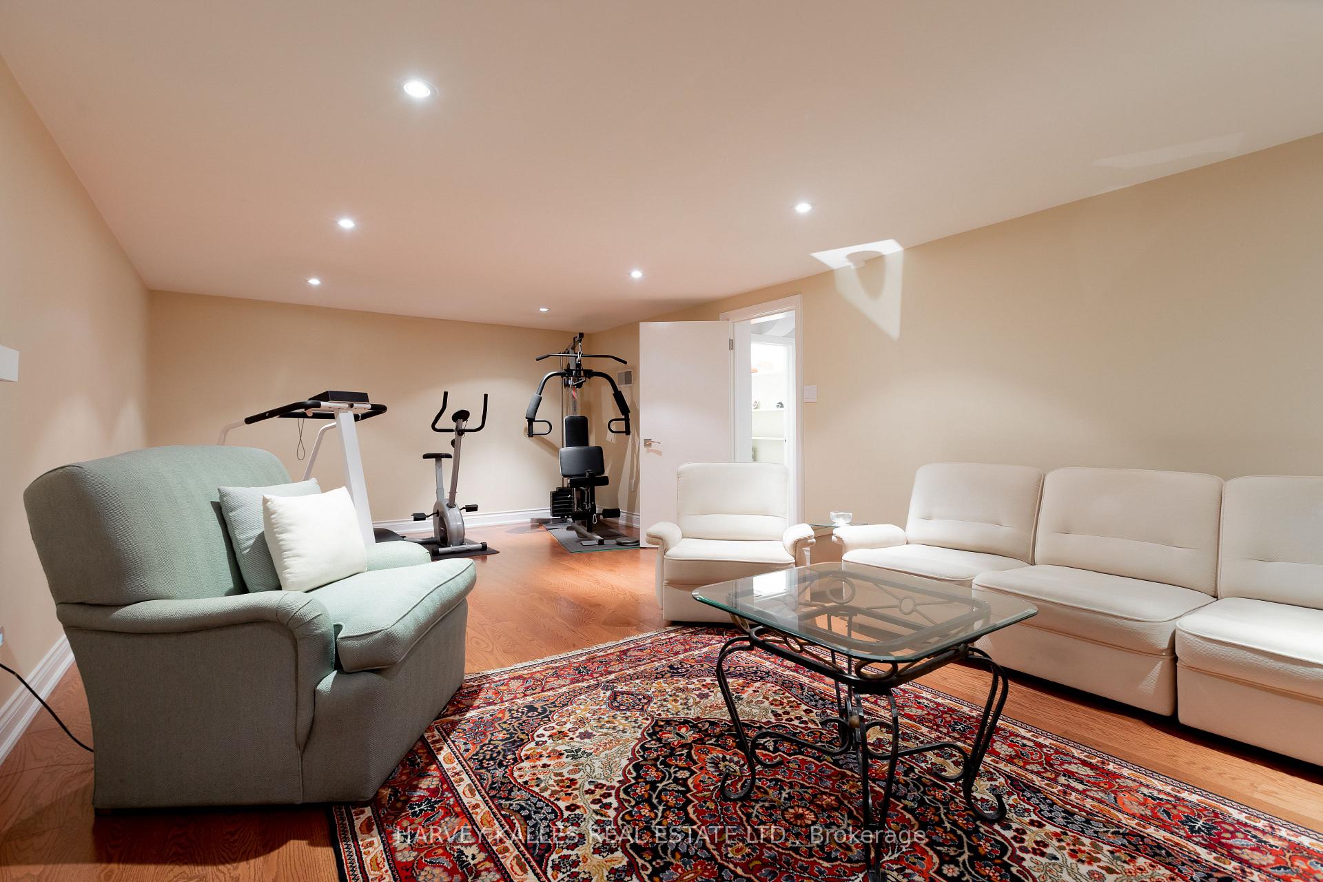 Photo 31 of 536 Blythwood Road, North York, Bridle Path-Sunnybrook-York Mills — HOMEH