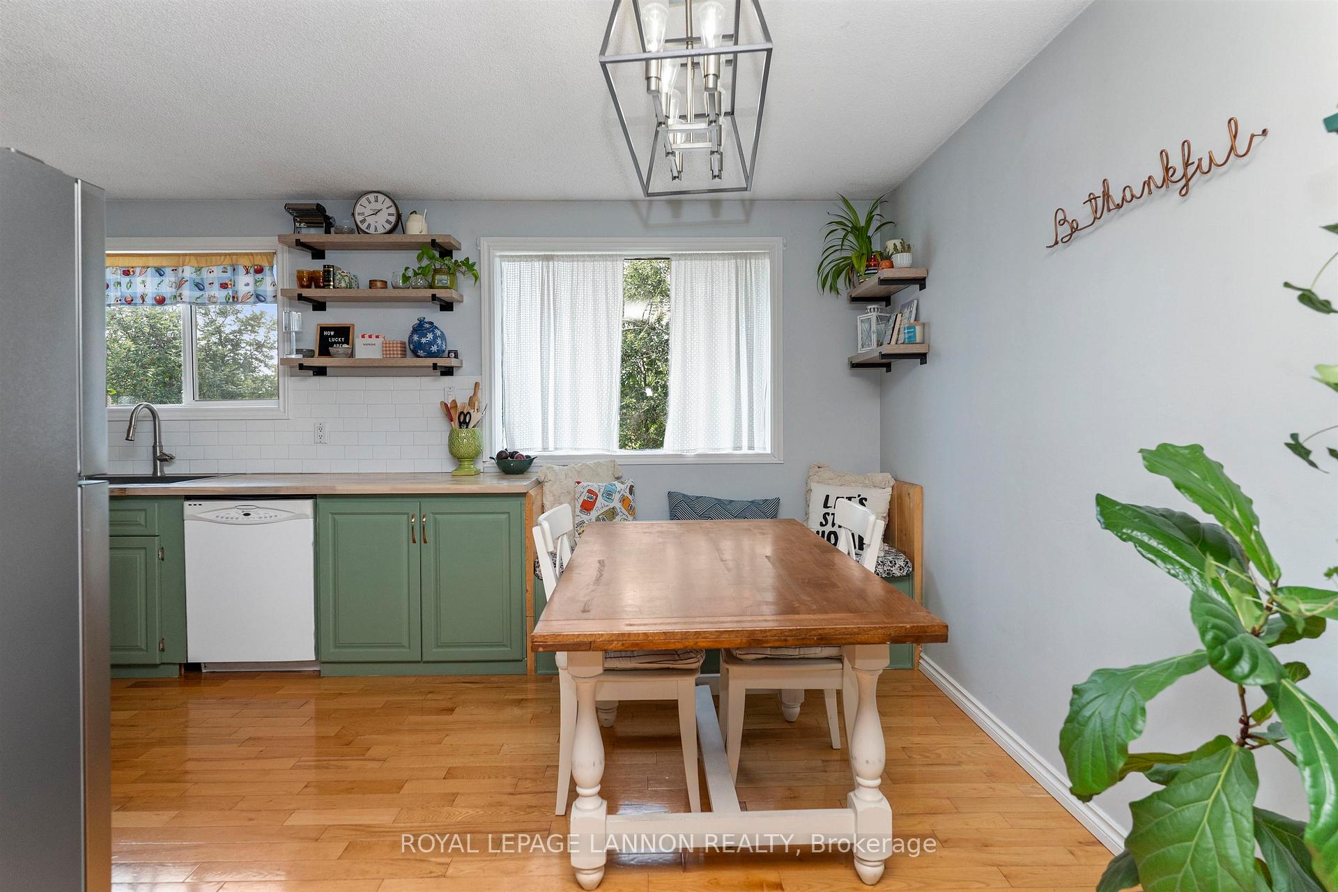 Photo 8 of 145 Conestoga Street, Thunder Bay, College Park — HOMEH