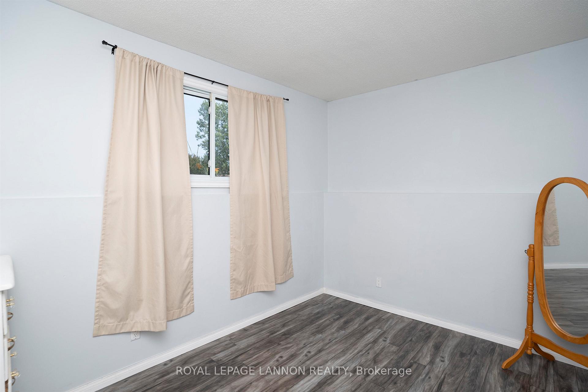 Photo 17 of 145 Conestoga Street, Thunder Bay, College Park — HOMEH