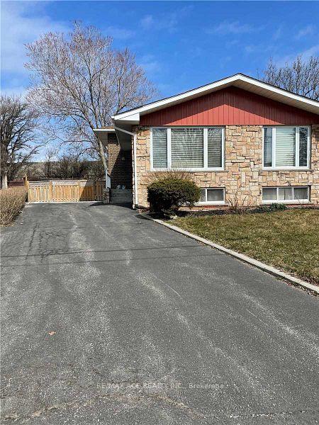 Photo 1 of Unit Lower, 40 Cavehill Crescent, Scarborough, Wexford-Maryvale — HOMEH