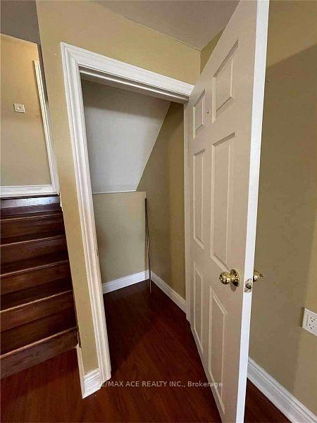 Photo 12 of Unit Lower, 40 Cavehill Crescent, Scarborough, Wexford-Maryvale — HOMEH