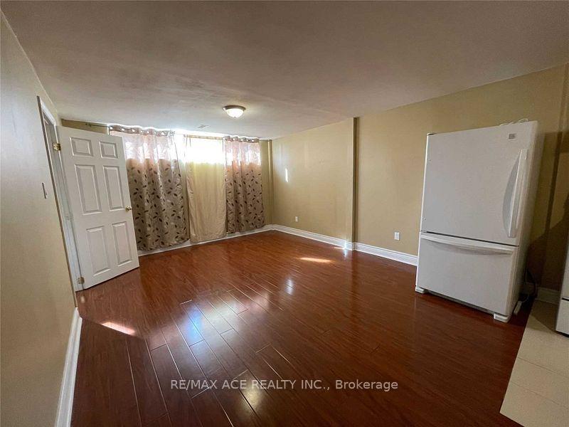 Photo 14 of Unit Lower, 40 Cavehill Crescent, Scarborough, Wexford-Maryvale — HOMEH