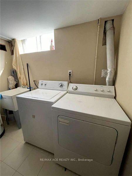 Photo 18 of Unit Lower, 40 Cavehill Crescent, Scarborough, Wexford-Maryvale — HOMEH