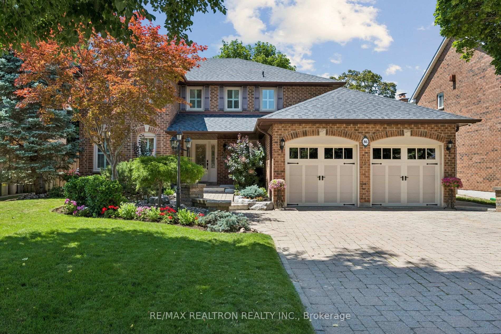 Photo 2 of 86 Reeve Drive, Markham, Markham Village — HOMEH