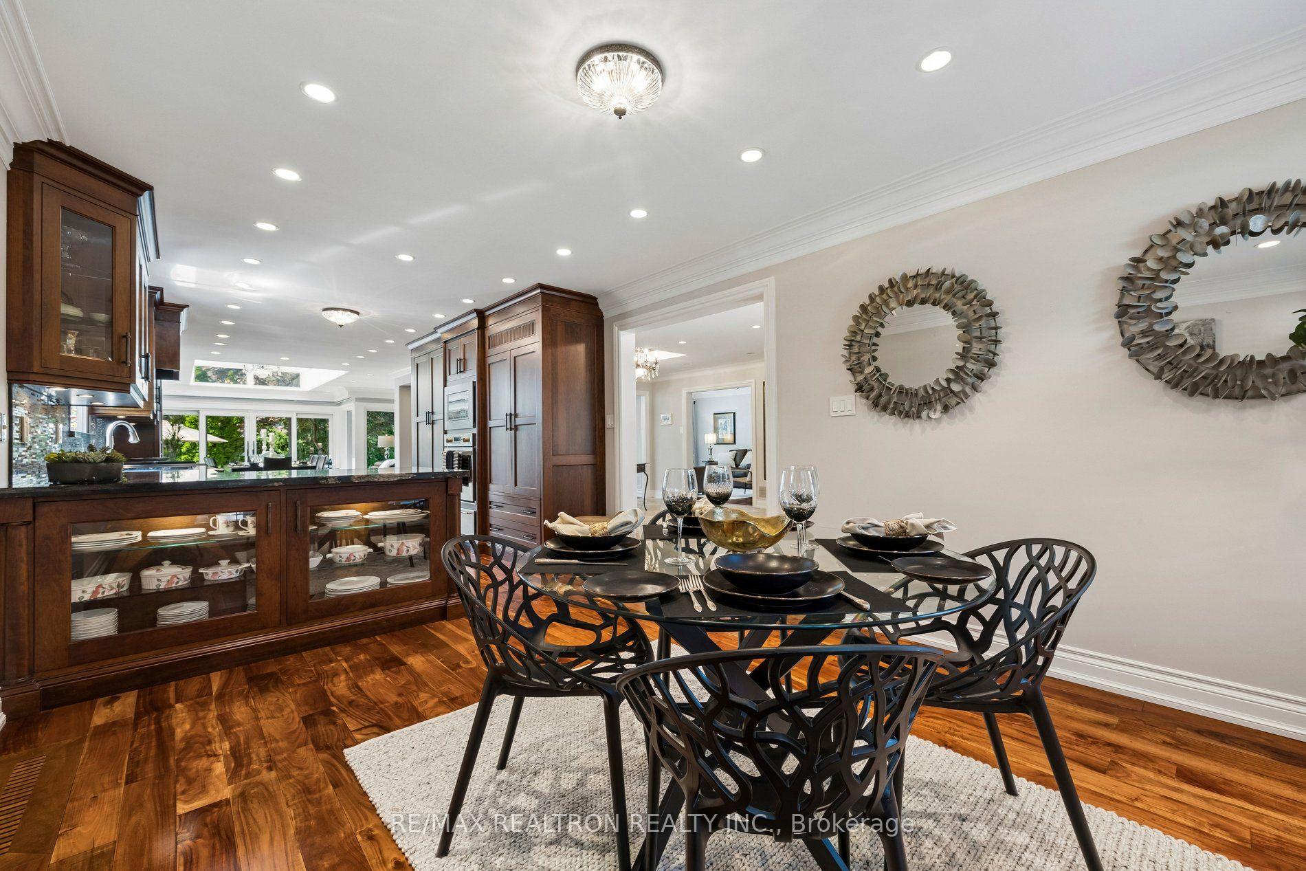 Photo 6 of 86 Reeve Drive, Markham, Markham Village — HOMEH