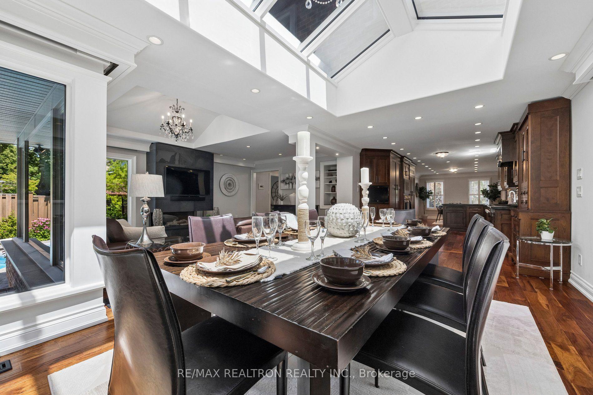 Photo 11 of 86 Reeve Drive, Markham, Markham Village — HOMEH