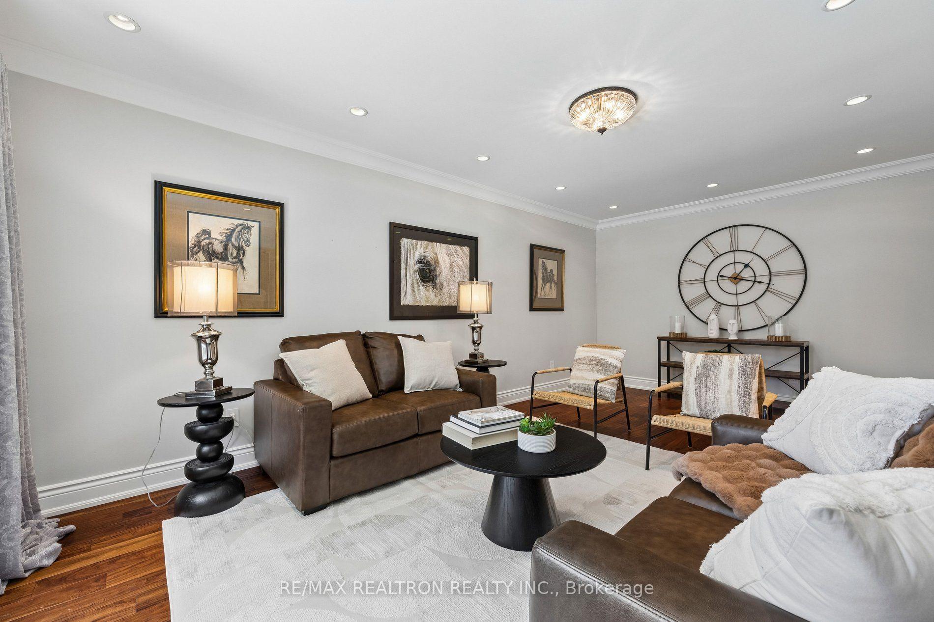 Photo 19 of 86 Reeve Drive, Markham, Markham Village — HOMEH