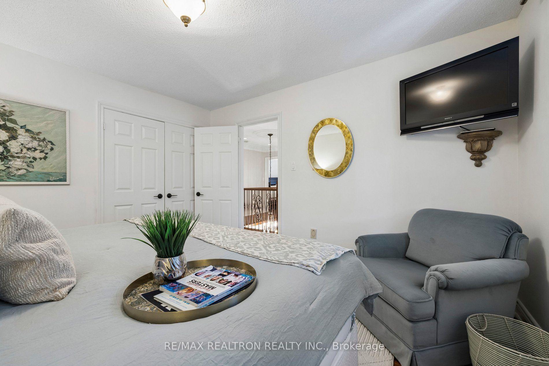 Photo 27 of 86 Reeve Drive, Markham, Markham Village — HOMEH