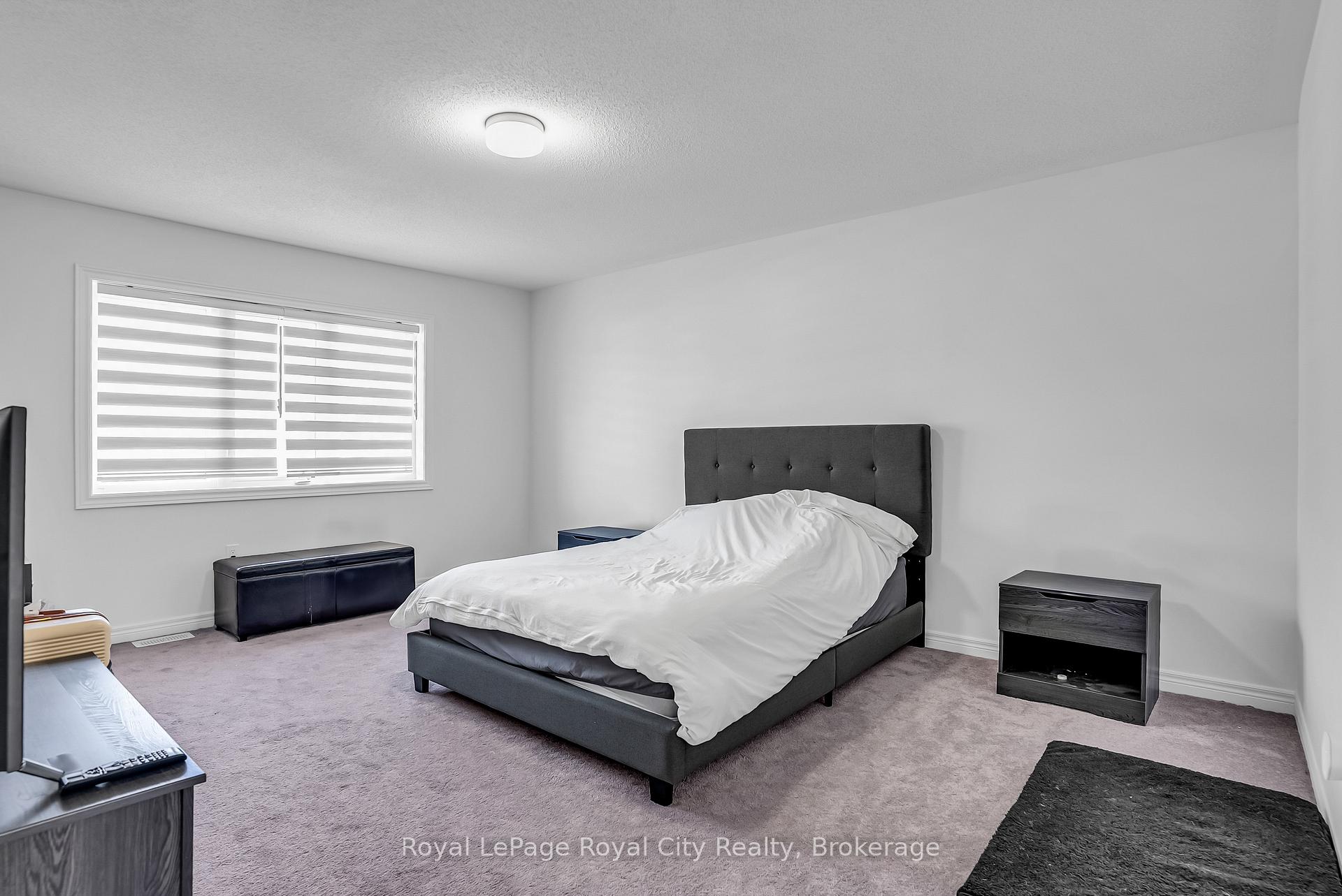Photo 18 of 36 Prest Way, Centre Wellington, Fergus — HOMEH