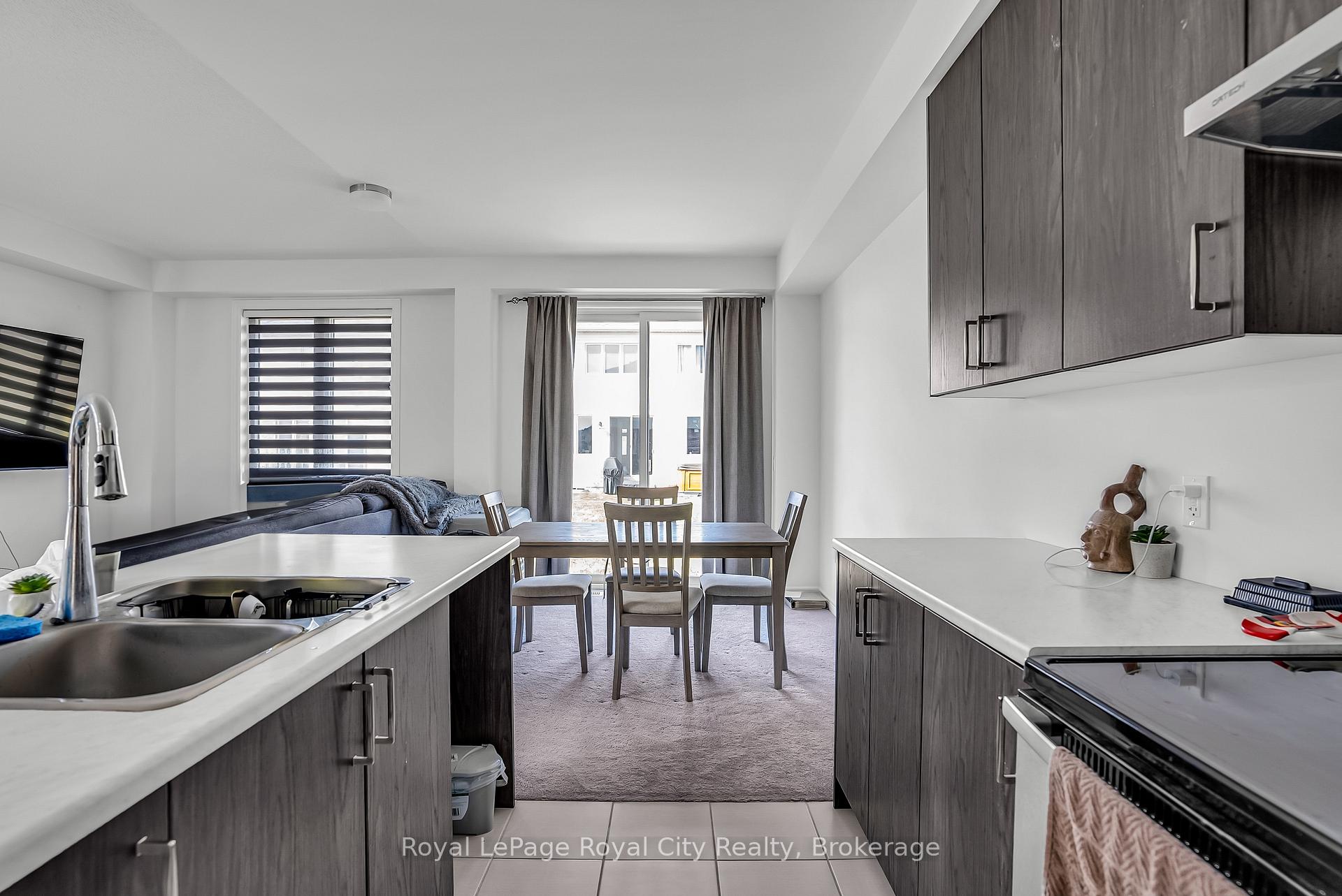 Photo 26 of 36 Prest Way, Centre Wellington, Fergus — HOMEH