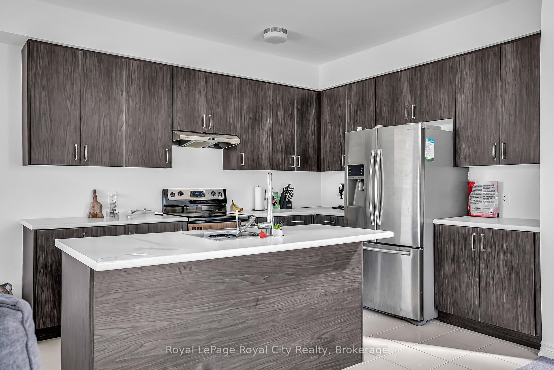 Photo 27 of 36 Prest Way, Centre Wellington, Fergus — HOMEH