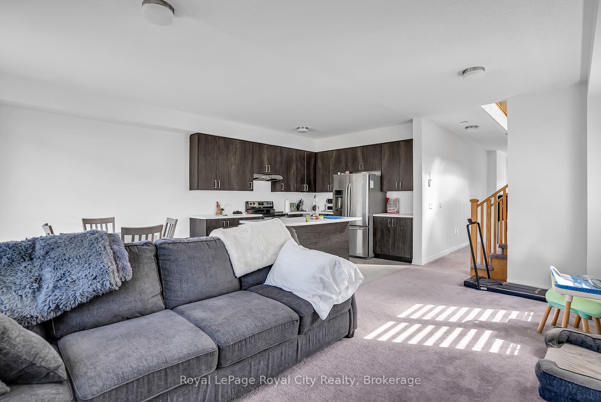 Photo 29 of 36 Prest Way, Centre Wellington, Fergus — HOMEH