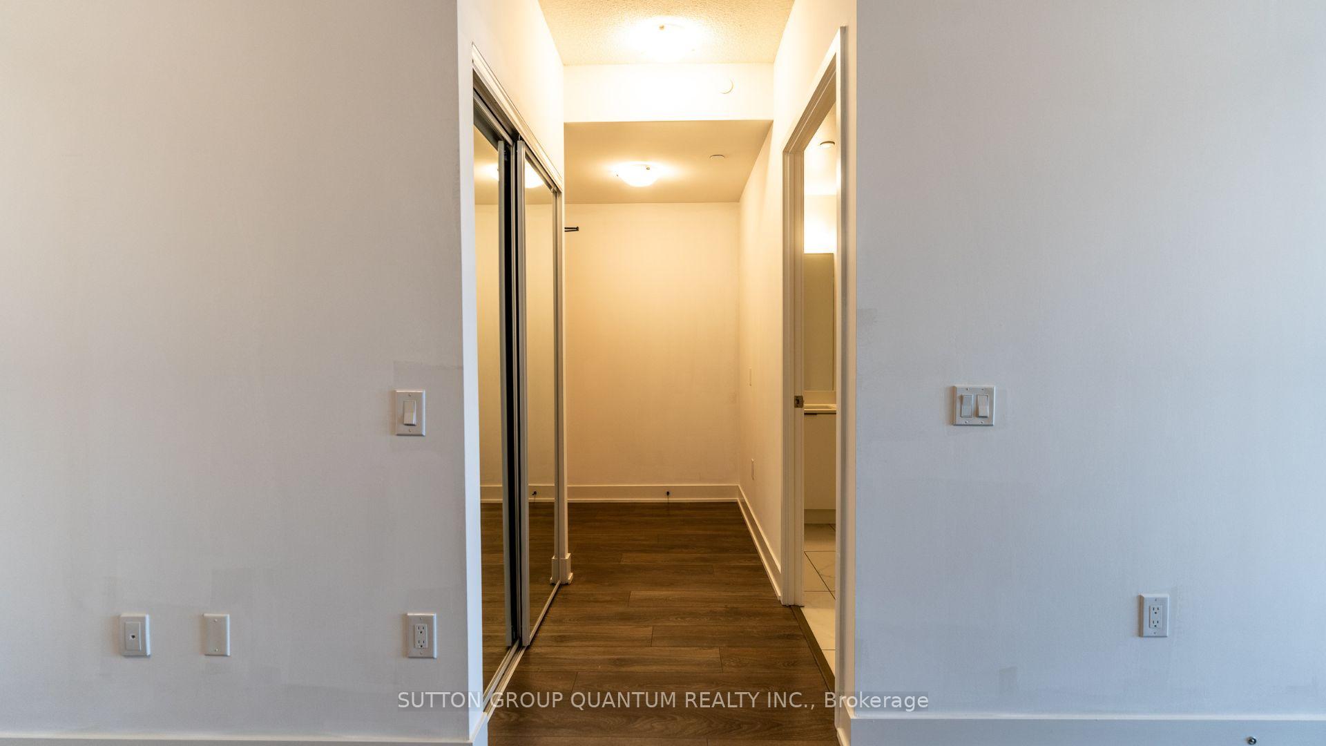 Photo 6 of Unit 1105, 204 Burnhamthorpe Road, Mississauga, City Centre — HOMEH