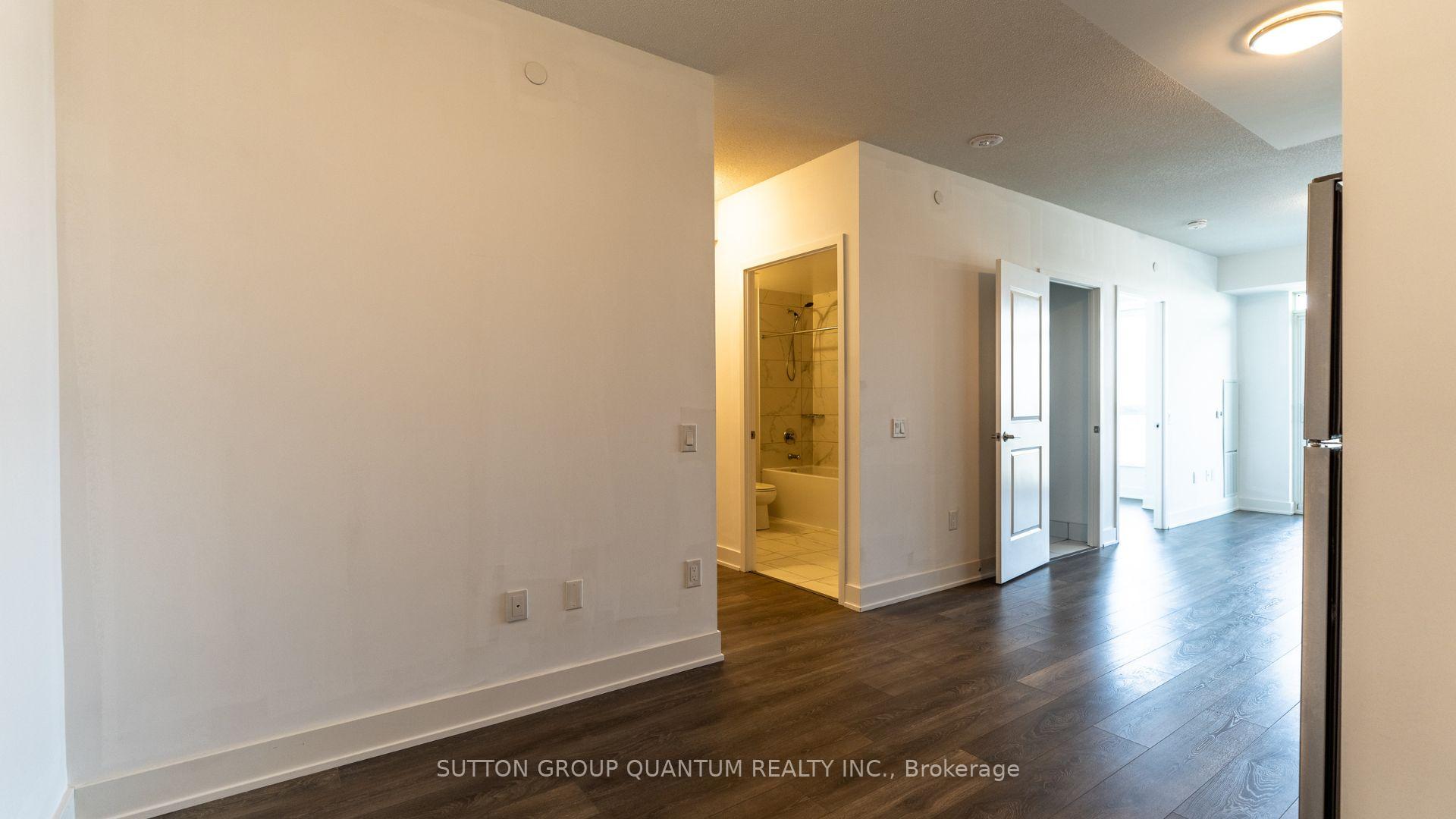 Photo 11 of Unit 1105, 204 Burnhamthorpe Road, Mississauga, City Centre — HOMEH