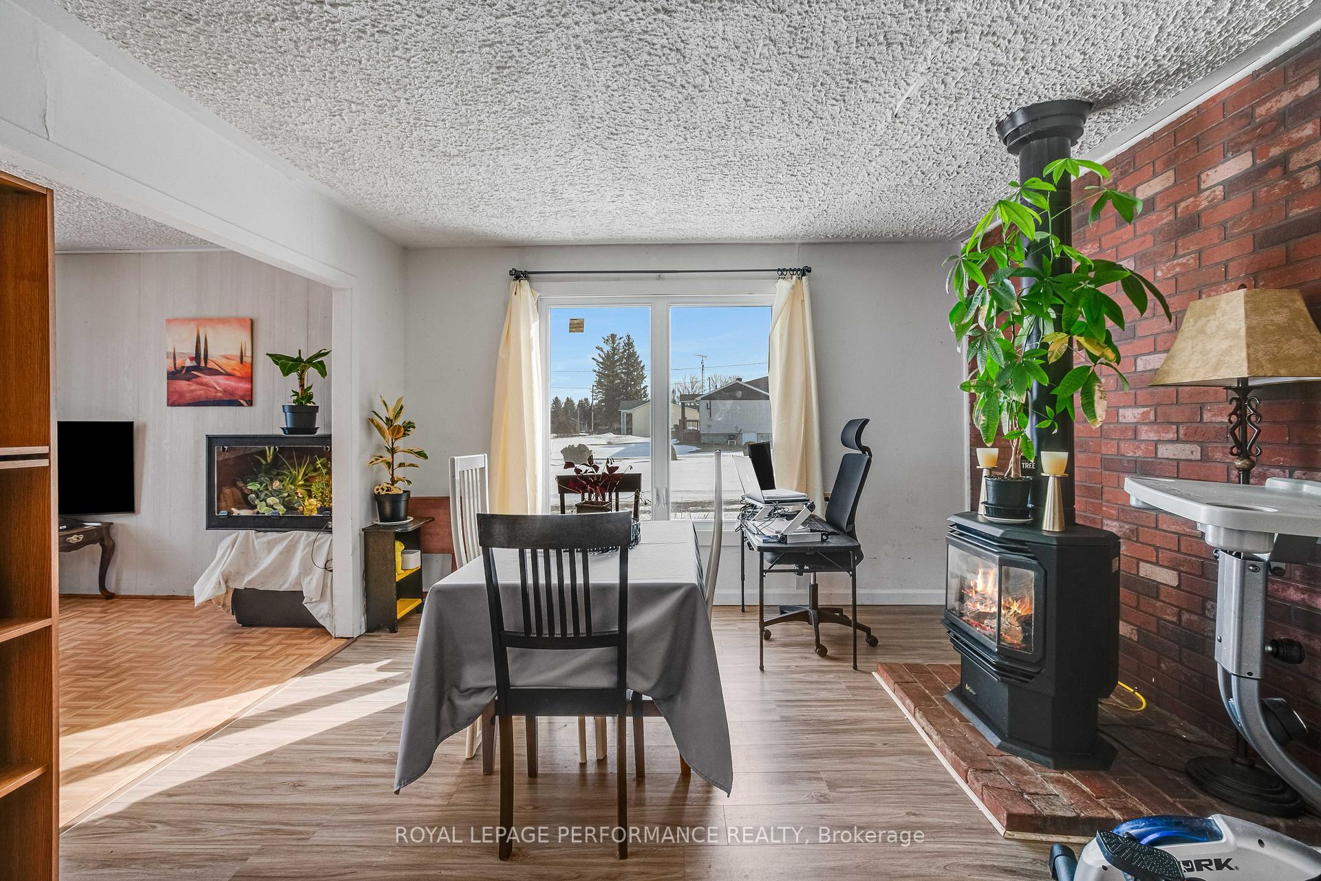Photo 16 of 2082 Sandy Hill Road, Champlain, L'Orignal — HOMEH