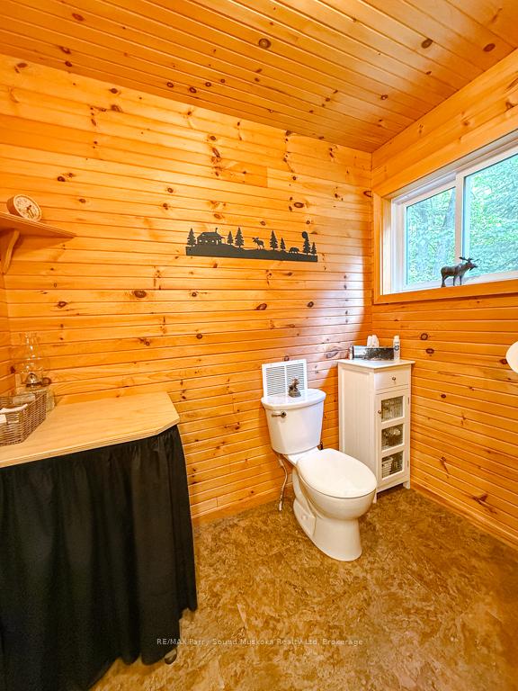 Photo 37 of 634 WA Whitestone Lake, Whitestone, Hagerman — HOMEH
