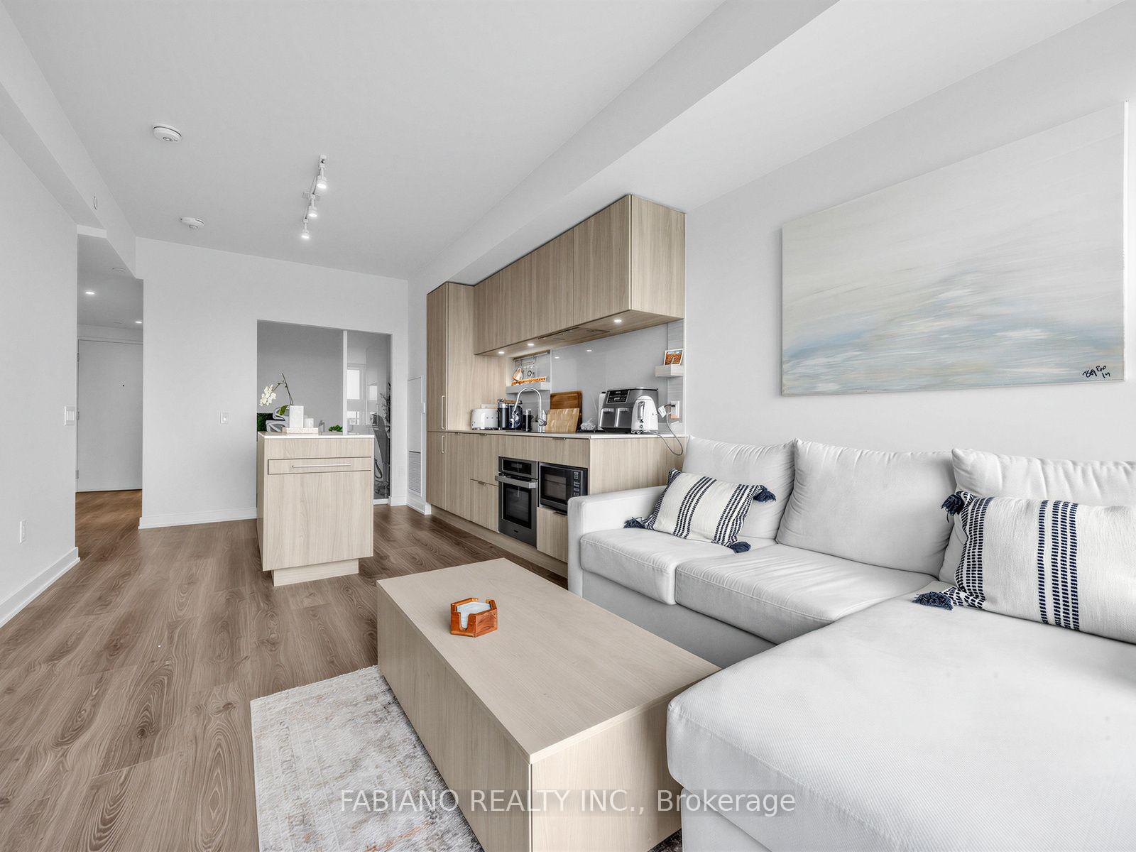 Photo 3 of Unit 1313, 28 Ann Street, Mississauga, Port Credit — HOMEH