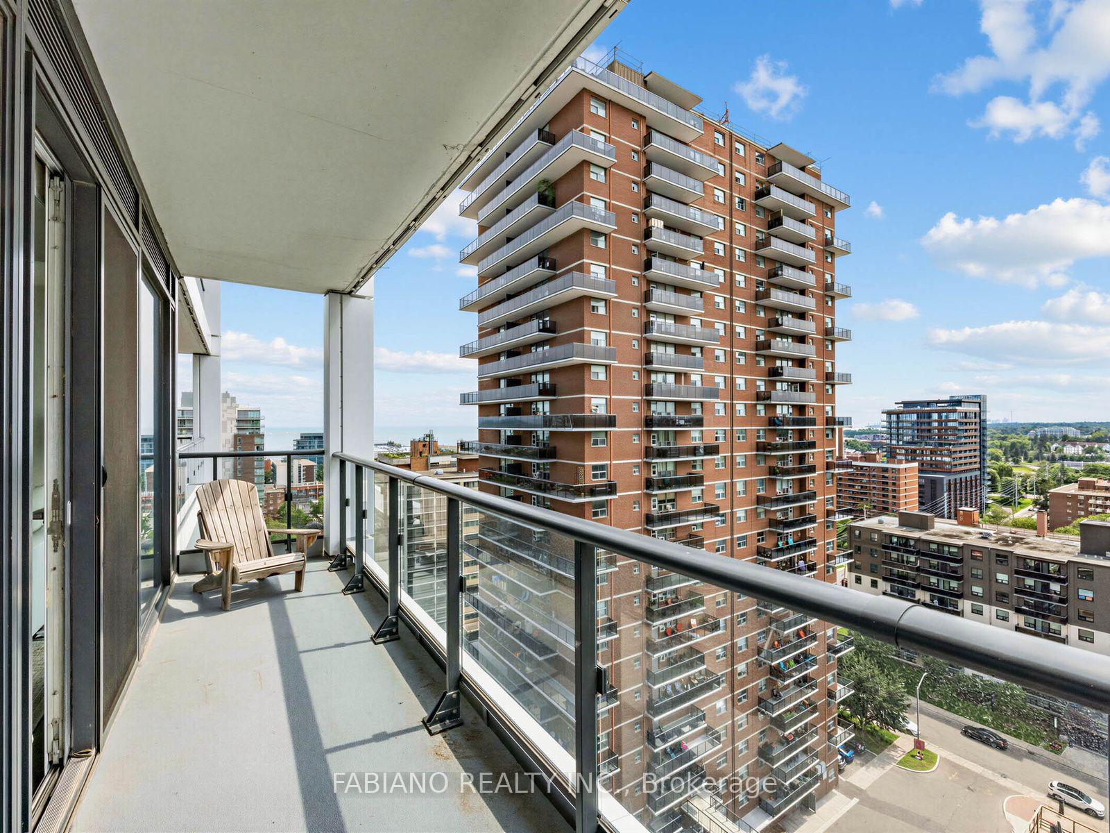 Photo 15 of Unit 1313, 28 Ann Street, Mississauga, Port Credit — HOMEH