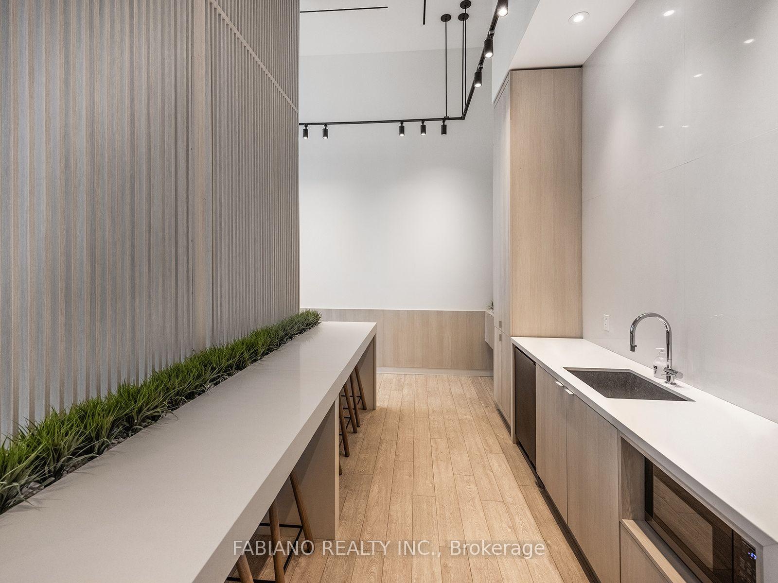 Photo 40 of Unit 1313, 28 Ann Street, Mississauga, Port Credit — HOMEH