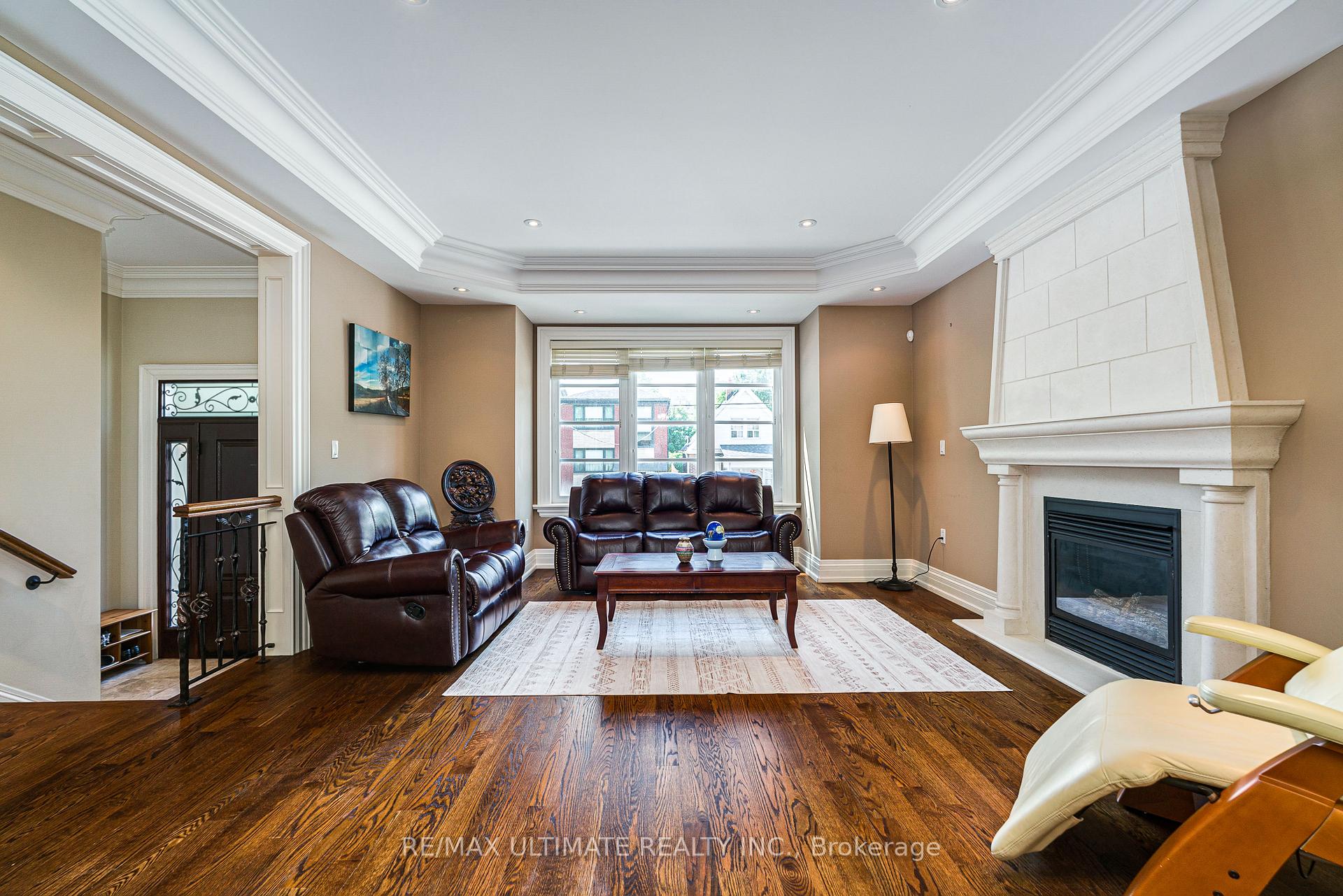 Photo 3 of 90 Howick Avenue, Toronto, Weston-Pellam Park — HOMEH