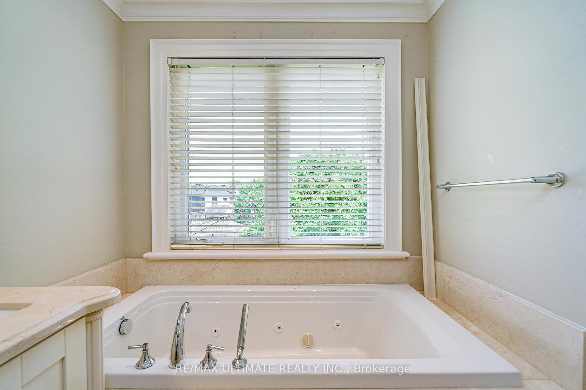 Photo 34 of 90 Howick Avenue, Toronto, Weston-Pellam Park — HOMEH