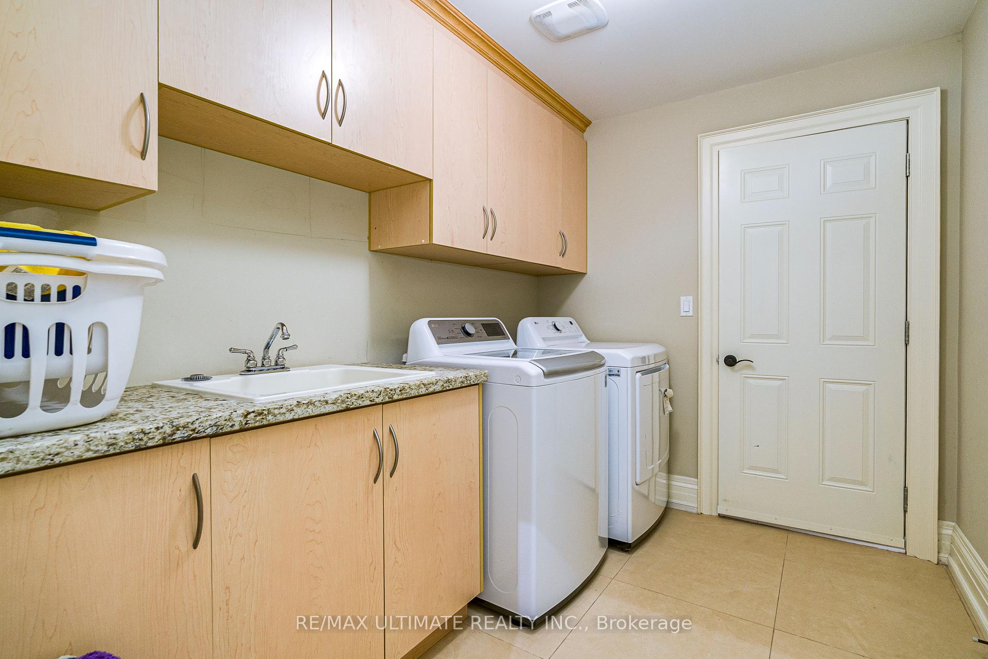Photo 36 of 90 Howick Avenue, Toronto, Weston-Pellam Park — HOMEH