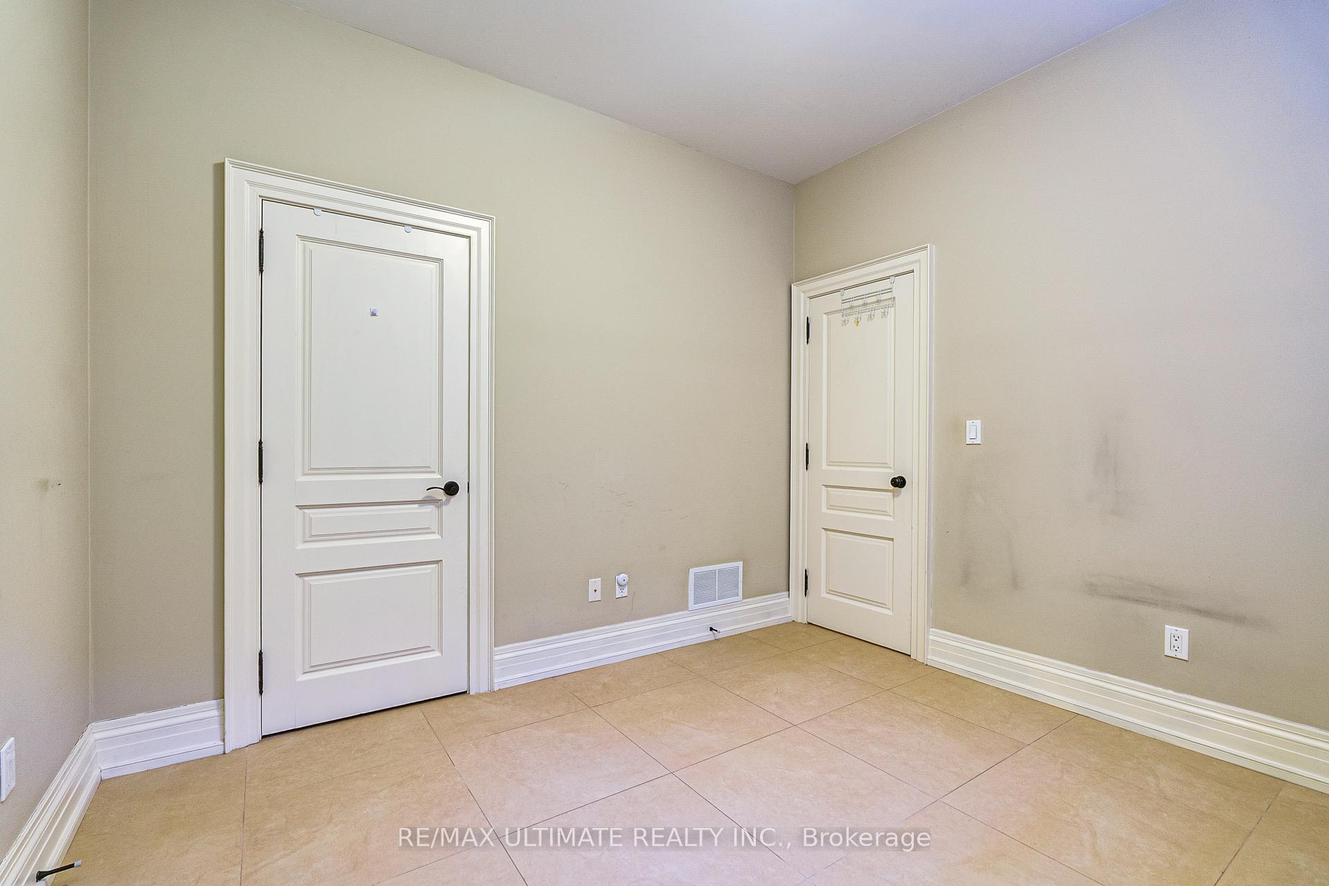 Photo 39 of 90 Howick Avenue, Toronto, Weston-Pellam Park — HOMEH