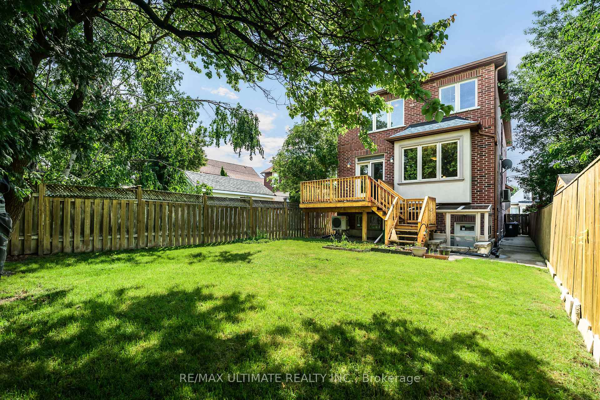 Photo 47 of 90 Howick Avenue, Toronto, Weston-Pellam Park — HOMEH