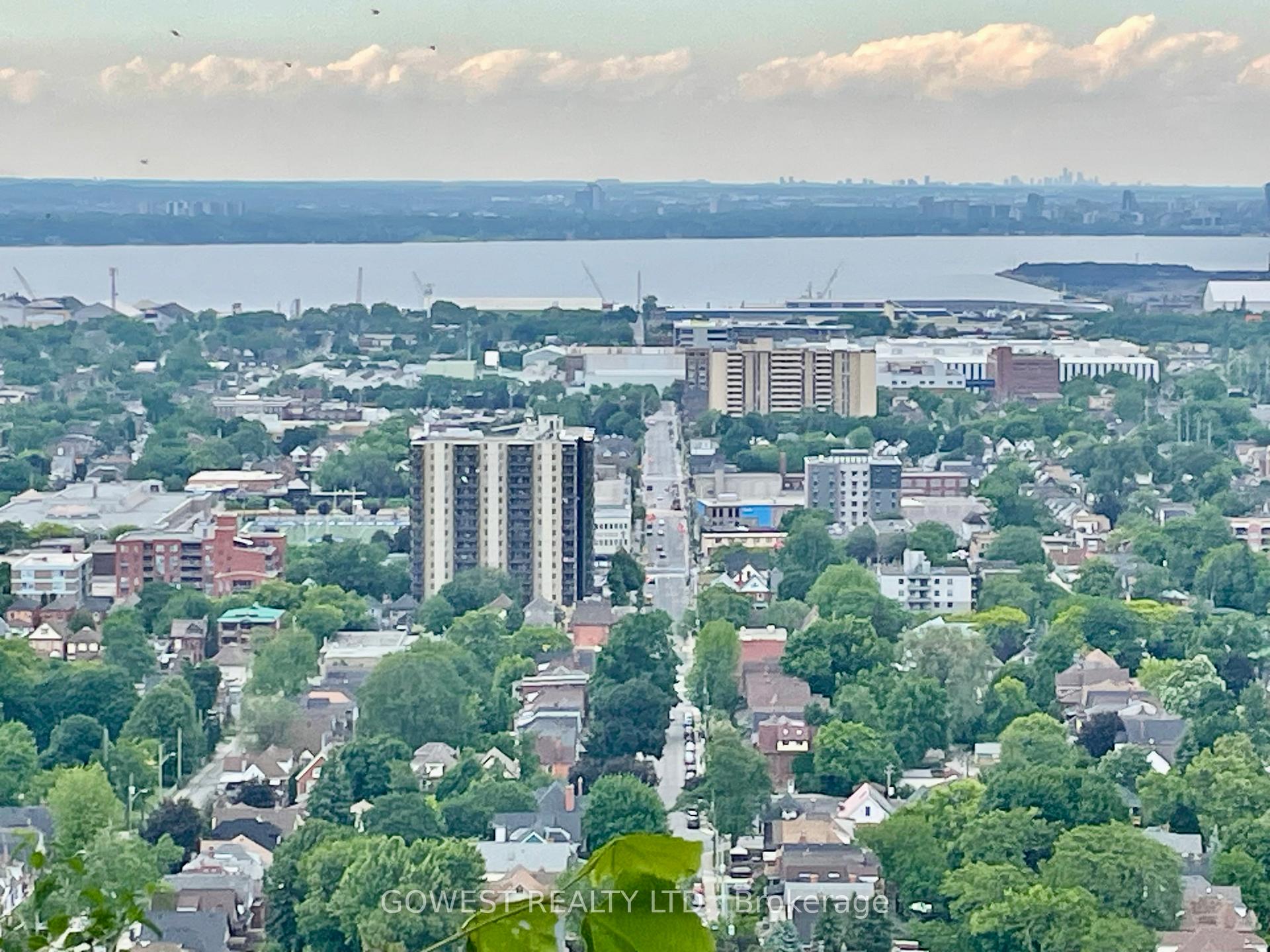Photo 14 of Unit 2, 29 Cliff Avenue, Hamilton, Eastmount — HOMEH