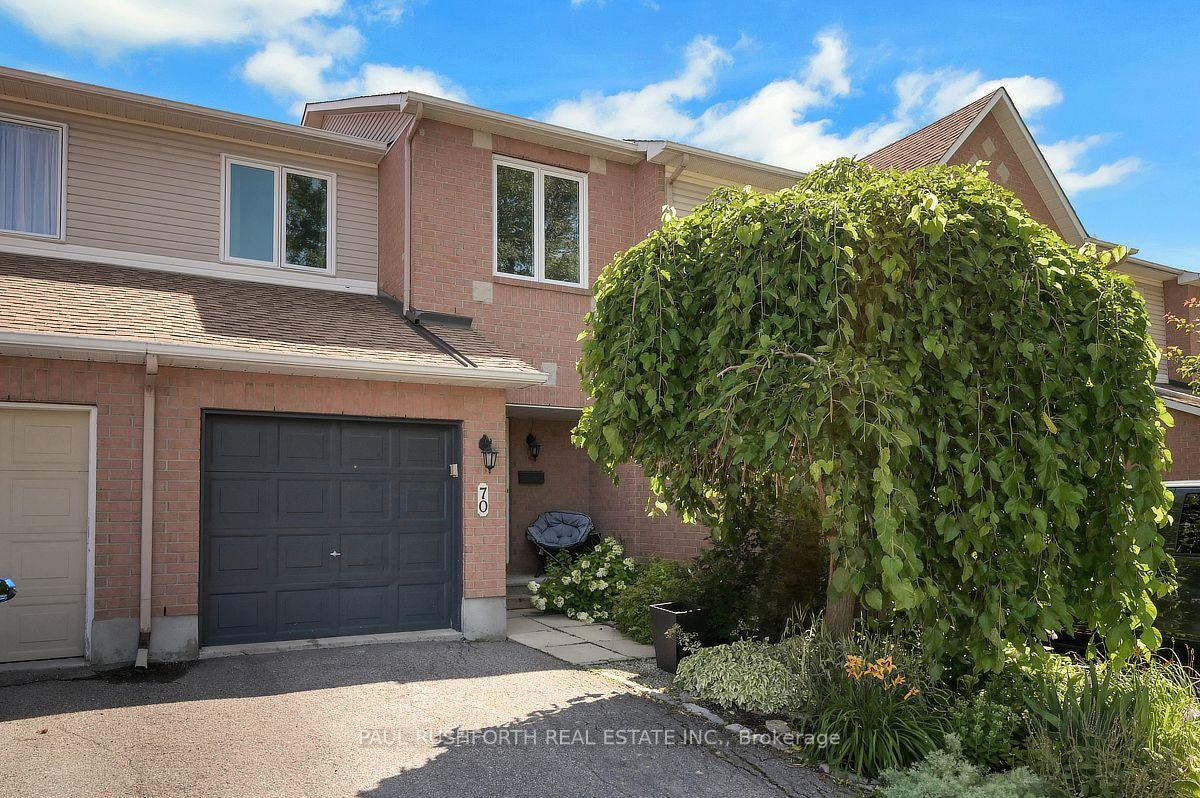 Photo 2 of 70 Sheppard's Glen Avenue, Ottawa, Kanata - Emerald Meadows/Trailwest — HOMEH