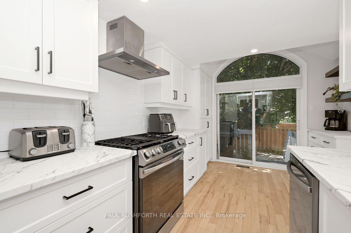 Photo 12 of 70 Sheppard's Glen Avenue, Ottawa, Kanata - Emerald Meadows/Trailwest — HOMEH