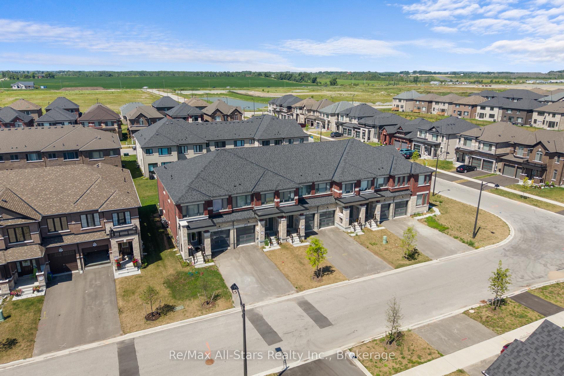 Photo 2 of 7 Keenan Street, Kawartha Lakes, Lindsay — HOMEH