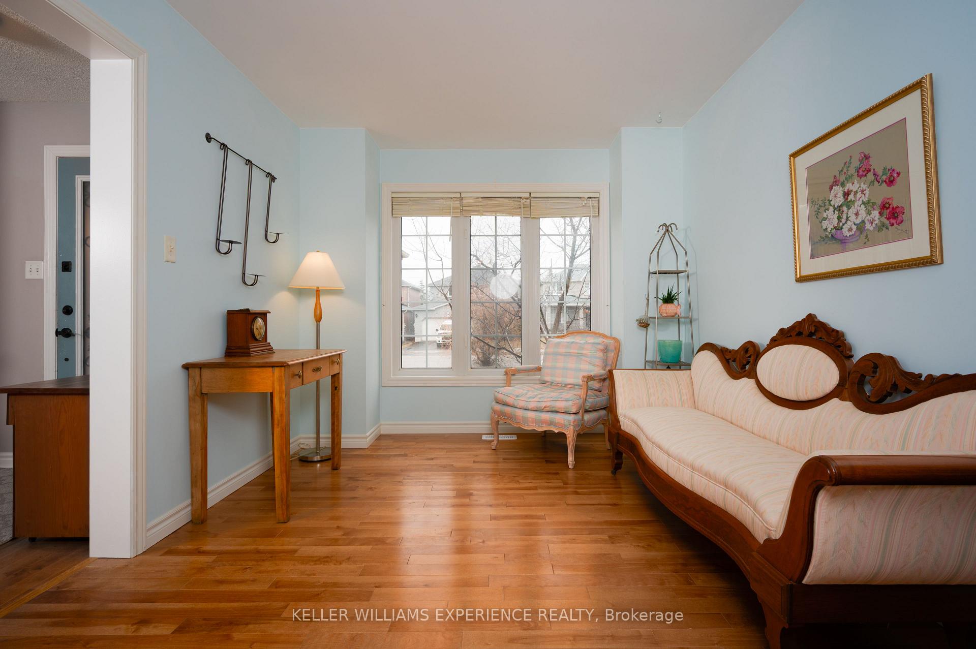 Photo 16 of 43 Dunnett Drive, Barrie, Ardagh — HOMEH