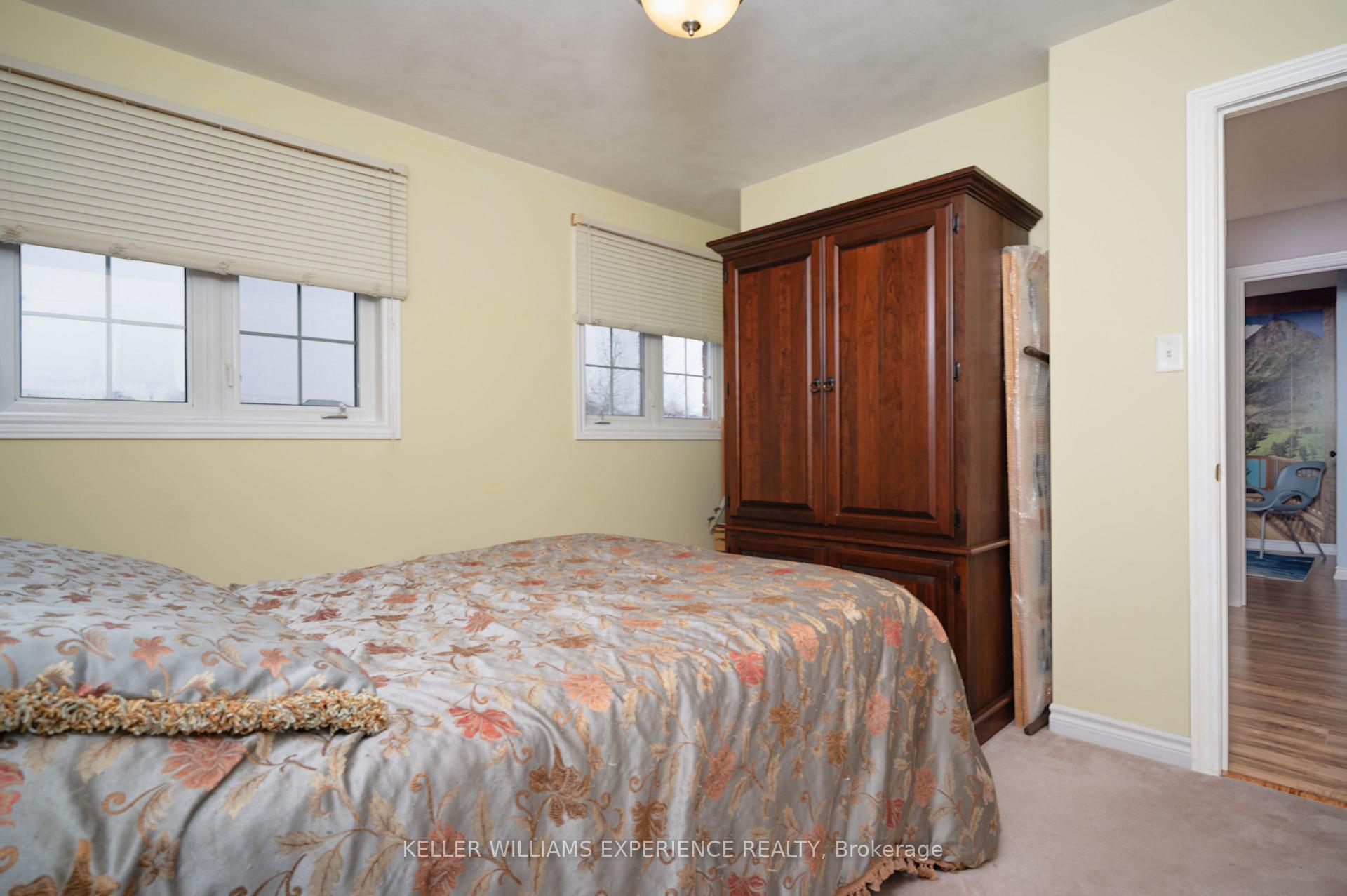 Photo 24 of 43 Dunnett Drive, Barrie, Ardagh — HOMEH