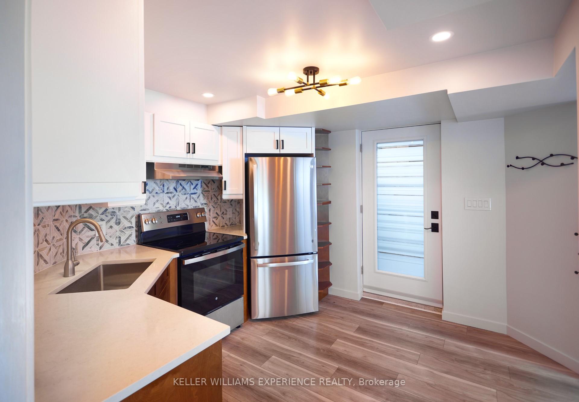 Photo 30 of 43 Dunnett Drive, Barrie, Ardagh — HOMEH