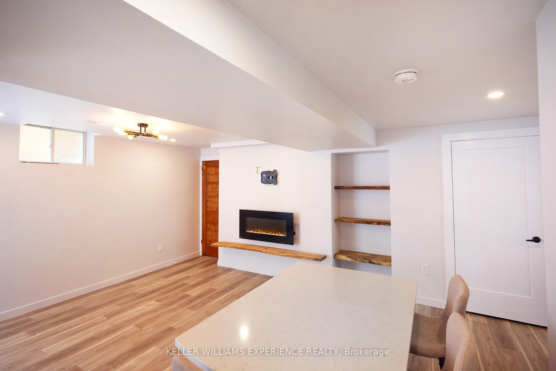Photo 39 of 43 Dunnett Drive, Barrie, Ardagh — HOMEH