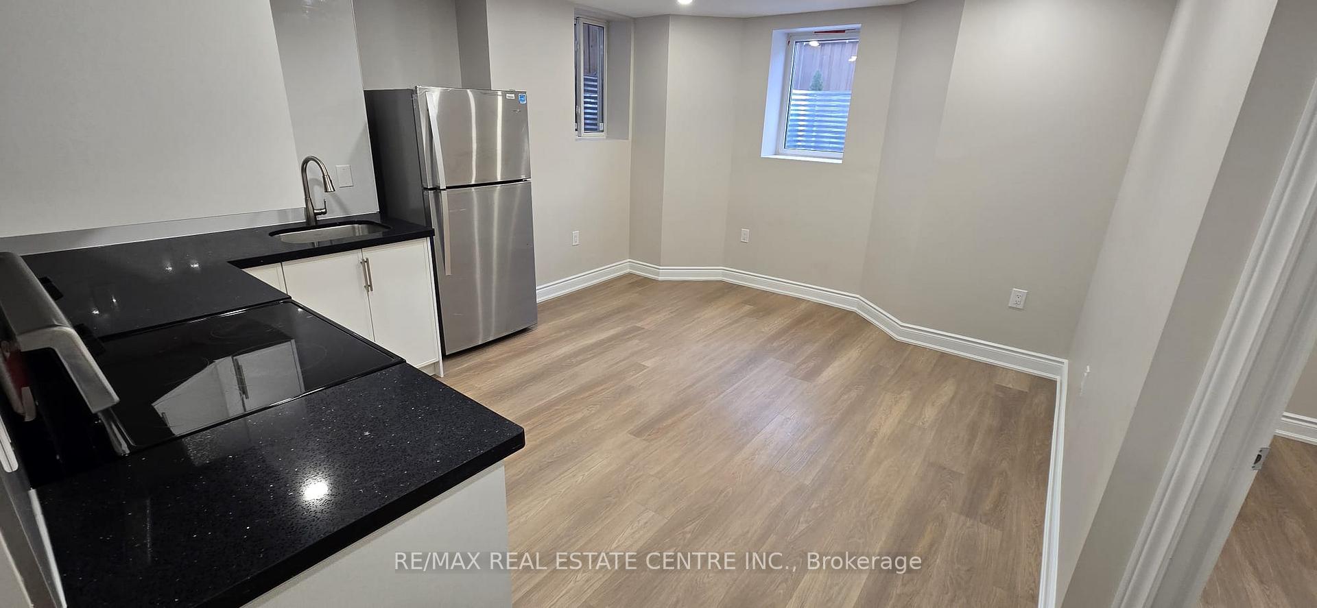 Photo 8 of Unit Bsmt., 389-1 Nairn Circle, Milton, Scott — HOMEH