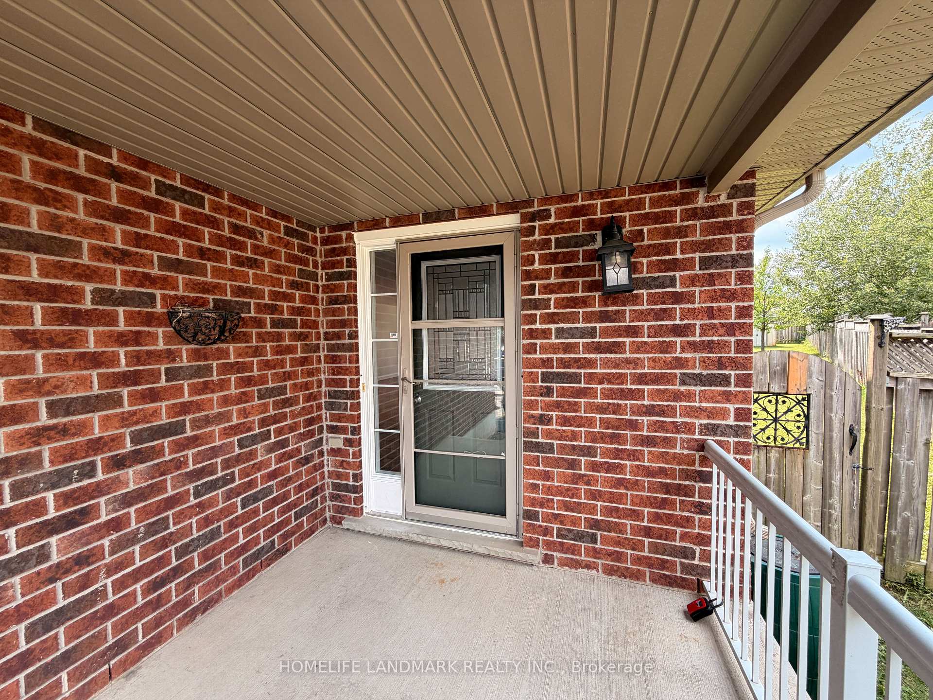 Photo 1 of 921 Windflower Place, Kitchener, Larentian West — HOMEH