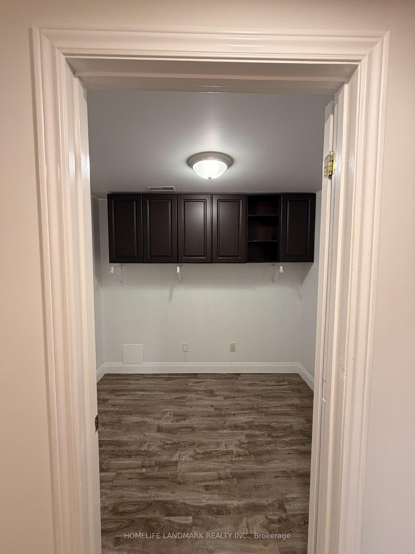 Photo 18 of 921 Windflower Place, Kitchener, Larentian West — HOMEH