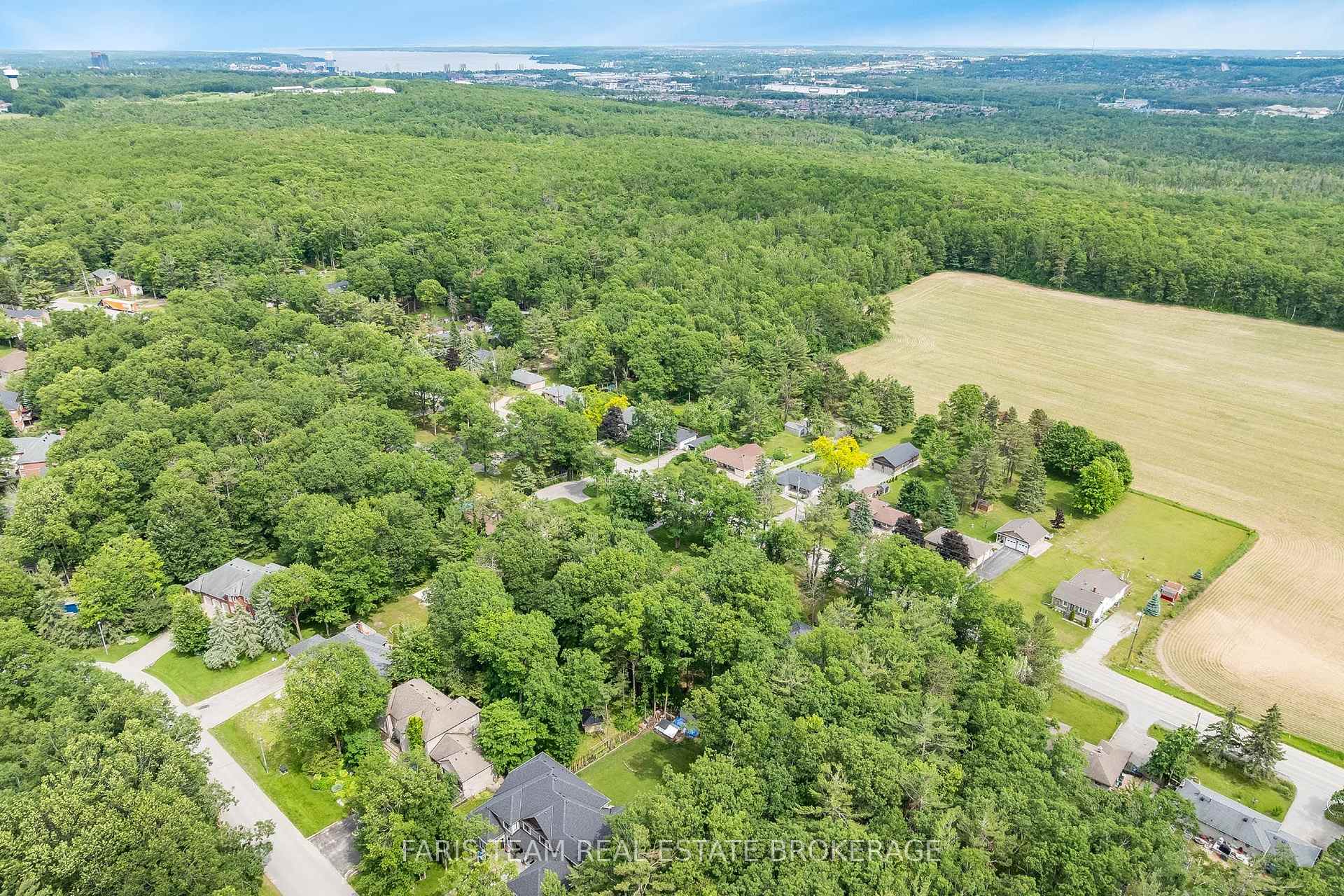 Photo 25 of 1202 Sunnidale Road, Springwater, Centre Vespra — HOMEH