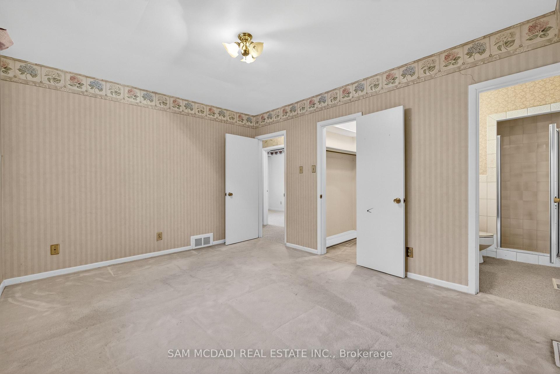 Photo 25 of 521 Vanessa Crescent, Mississauga, Lorne Park — HOMEH