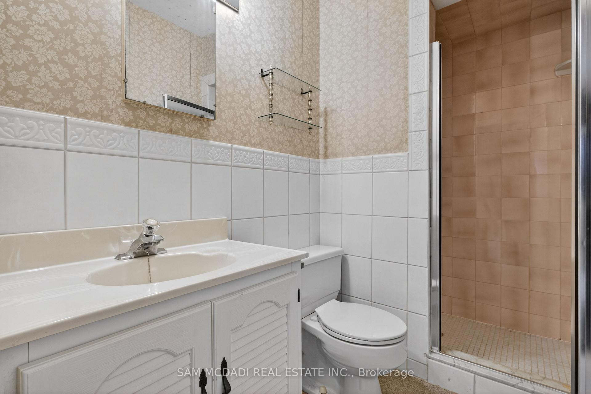 Photo 30 of 521 Vanessa Crescent, Mississauga, Lorne Park — HOMEH