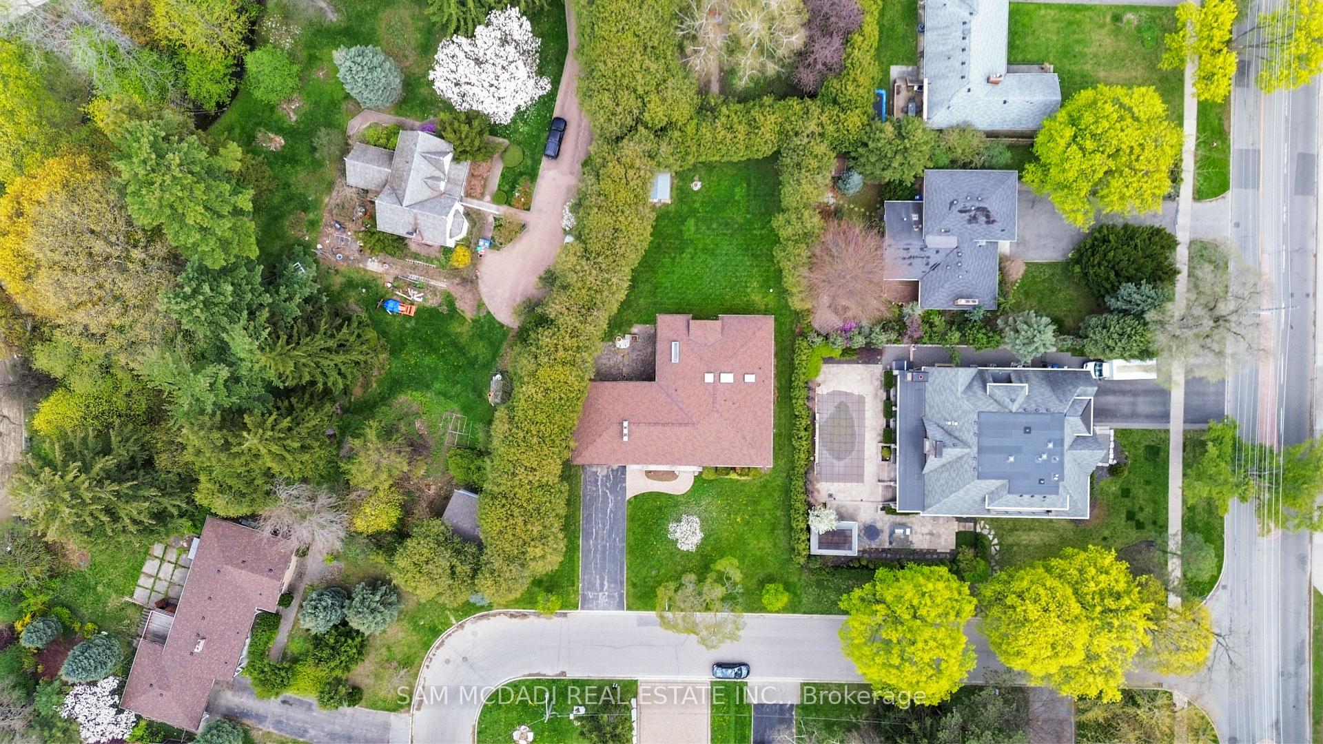 Photo 36 of 521 Vanessa Crescent, Mississauga, Lorne Park — HOMEH